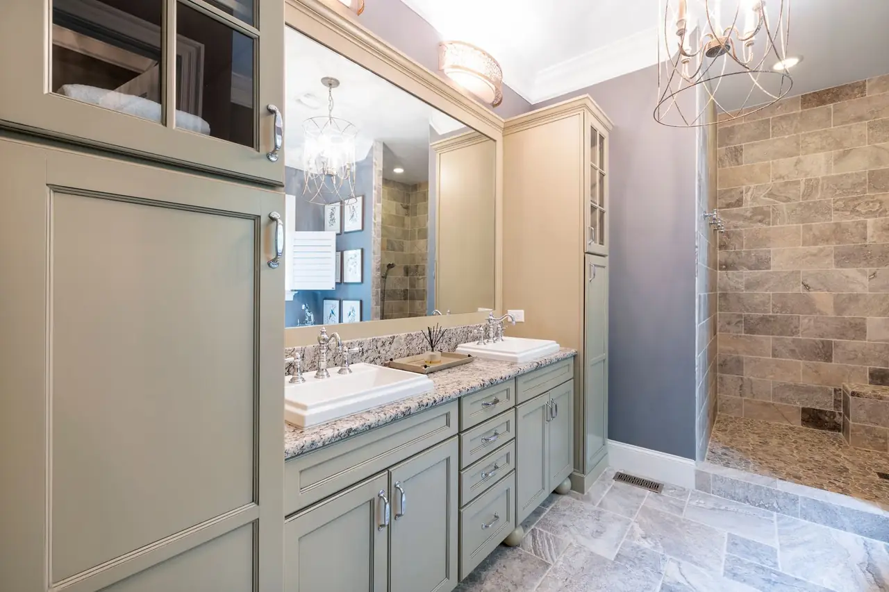 Custom Bathroom Vanities