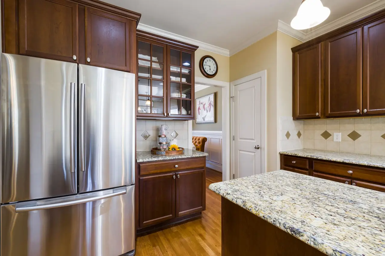 Custom Pantry Cabinets